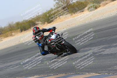 media/Mar-28-2022-Superbike Trackdays (Mon) [[b8603d0f67]]/Open Track Time/Turn 3 Inside/